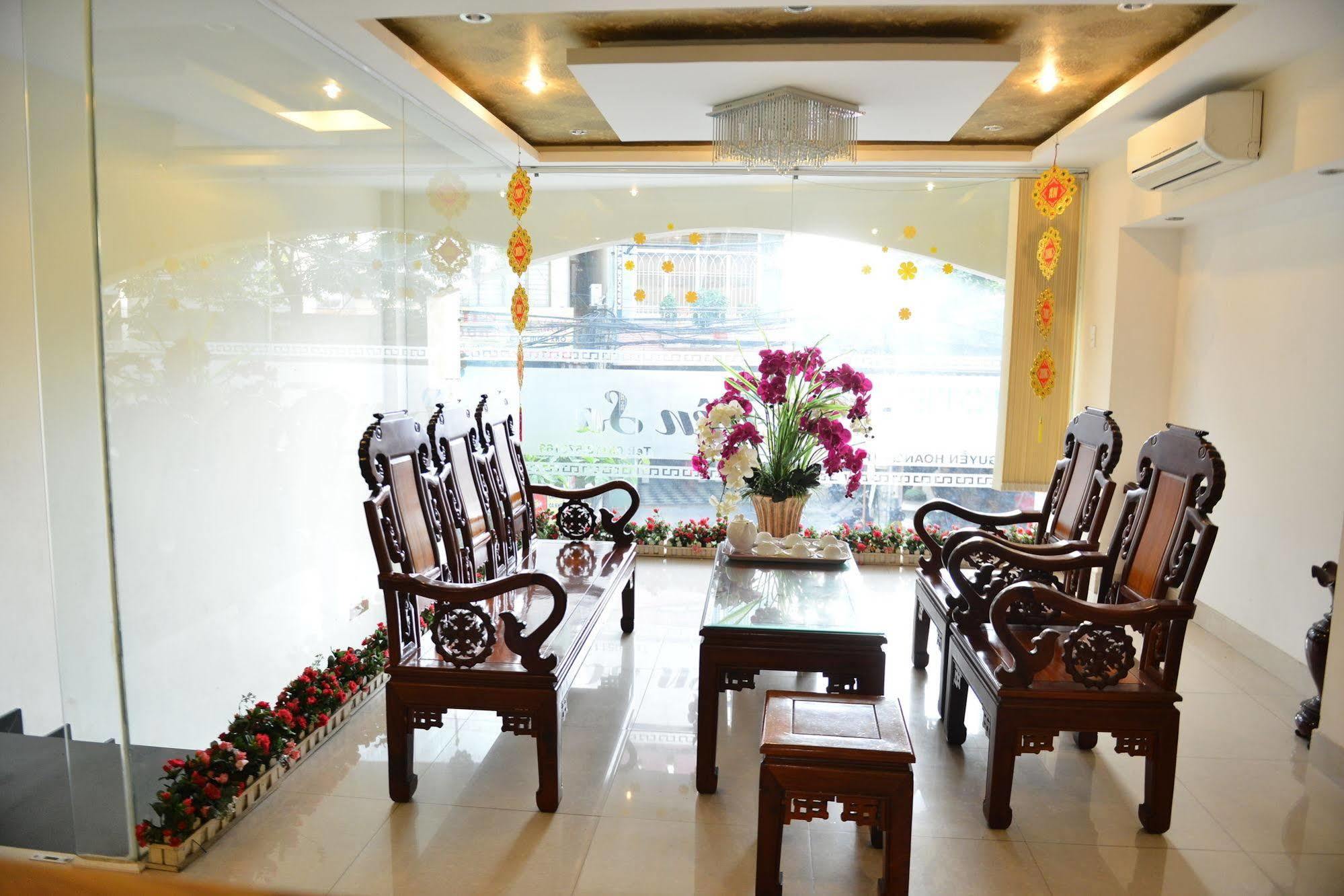 Oc Tien Sa Hotel Da Nang Exterior photo